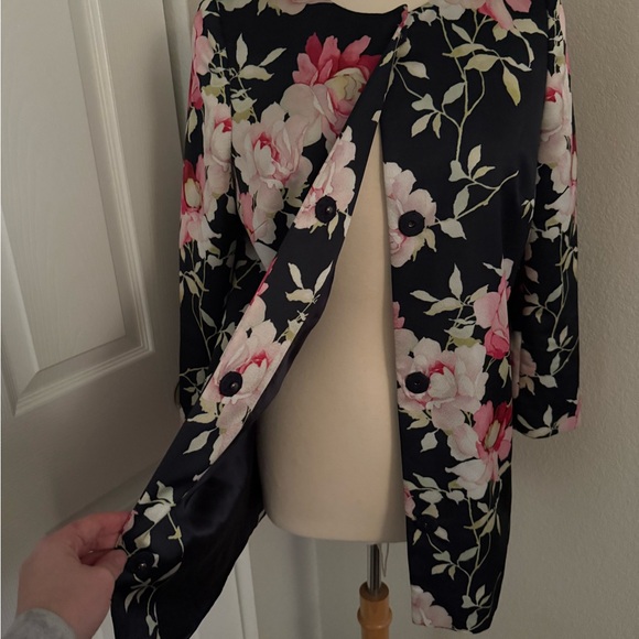 Floral Women's Blazer - Picture 3 of 9